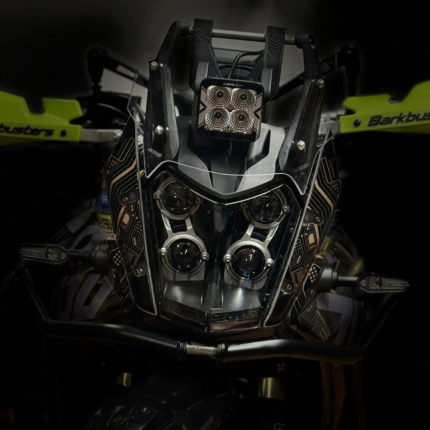Yamaha Tenere 700 front light upgrade with Novsight LED and 3D support bracket